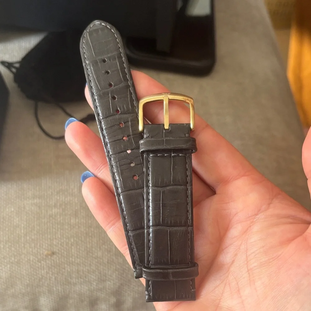 Giorgio Armani Gold and Brown Men's Watch - Picture 4 of 4